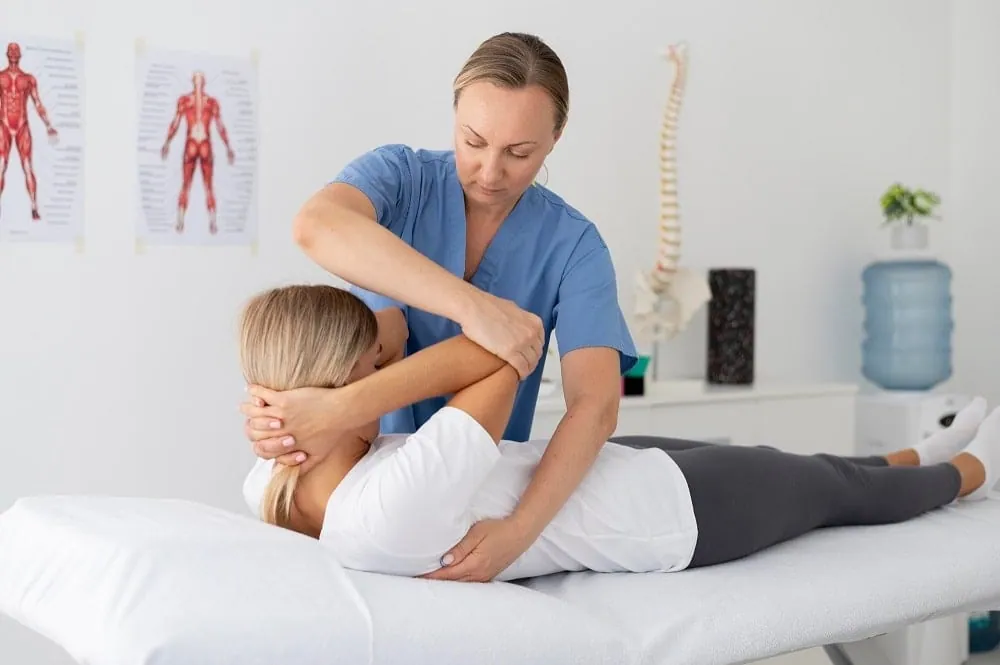 Chiropractor vs. Osteopath: Understanding the Differences